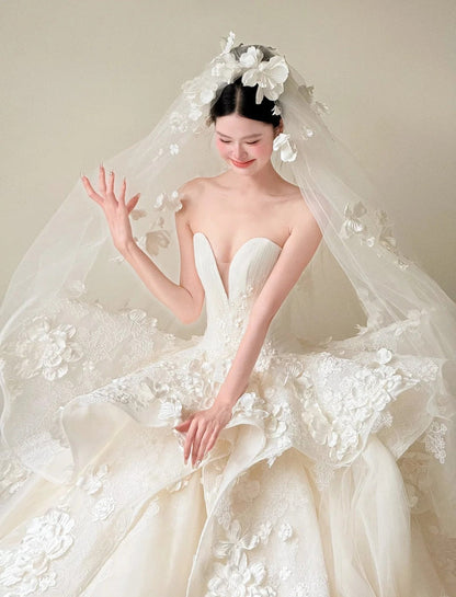 Timeless White Tulle Sweetheart A-Line Wedding Dress | Sleeveless Bridal Gown