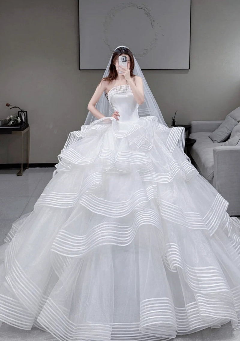 Timeless White Wedding Dress Tulle Strapless Bridal Gowns Sleeveless A-Line Bridal Dress ED06846