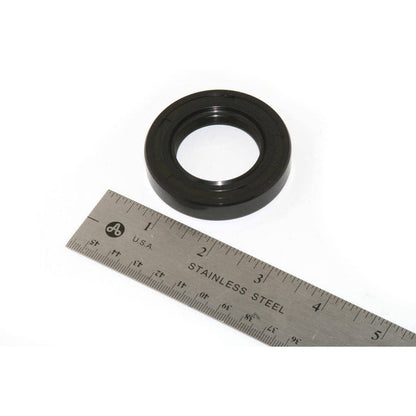 TR7 - DAM5079 OIL SEAL, PINION CNA564