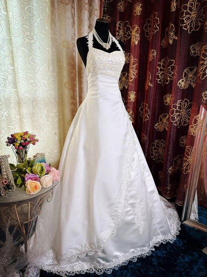 Vintage Halter A-Line Long Wedding Dresses Satin Appliques White Bridal Gowns Sleeveless Bridal Dresses