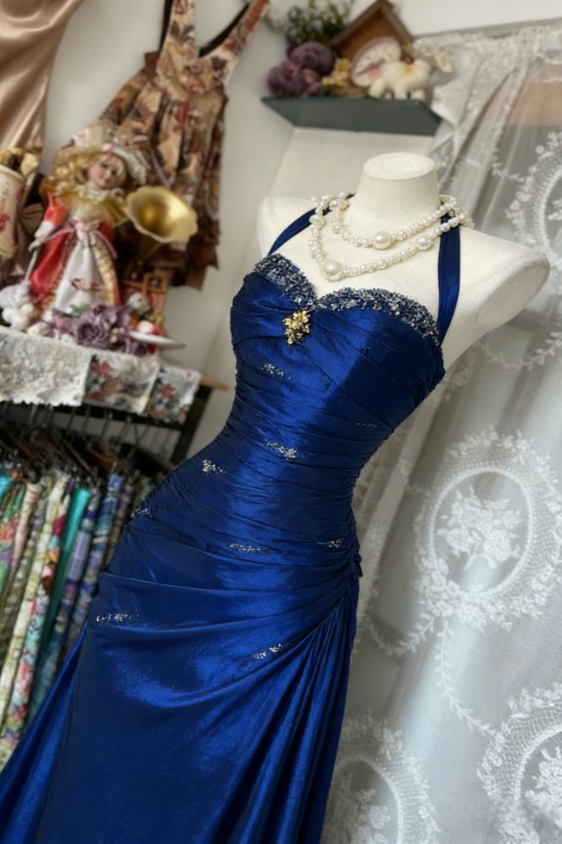 Vintage Halter Sheath Long Prom Dresses Beaded Satin Blue Evening Dresses Sleeveless Birthday Dresses