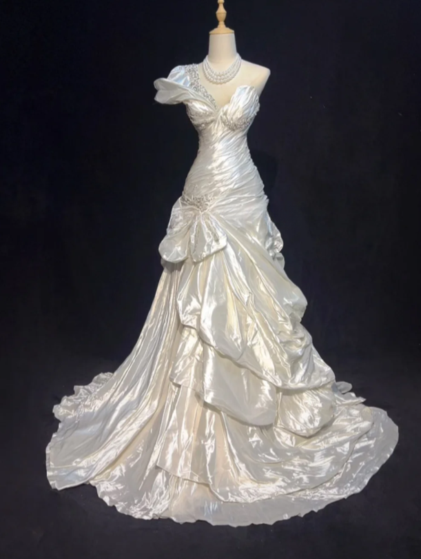 Vintage Sheath Long Wedding Dresses One-shoulder Satin White Bridal Gowns Sleeveless Bridal Dresses