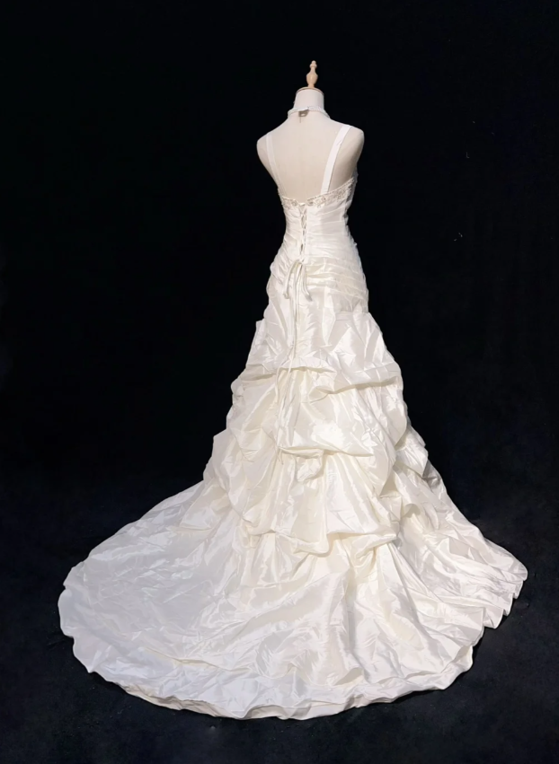 Vintage Sheath Long Wedding Dresses Spaghetti Straps Satin White Bridal Gowns Sleeveless Bridal Dresses