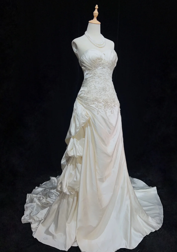 Vintage Sheath Long Wedding Dresses Sweetheart Satin White Bridal Gowns Sleeveless Bridal Dresses