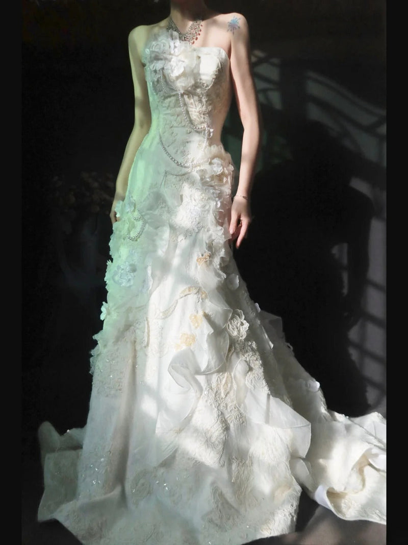 Vintage Sheath Long Wedding Dresses Tulle Applique Beaded White Bridal Gowns Strapless Sleeveless Bridal Dresses