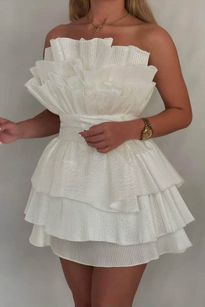 White Strapless A-Line Short Stunning Prom Dress Fashion Homecoming Dress with Pleats