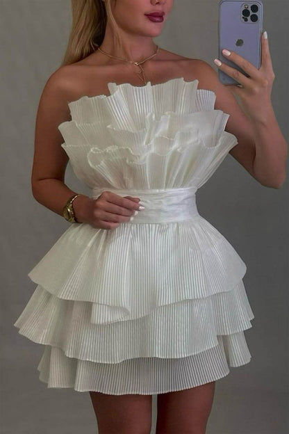 White Strapless A-Line Short Stunning Prom Dress Fashion Homecoming Dress with Pleats