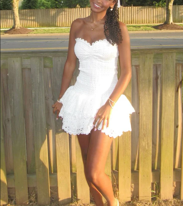 White Sweetheart A-Line Short Party Dress Homecoming Dress