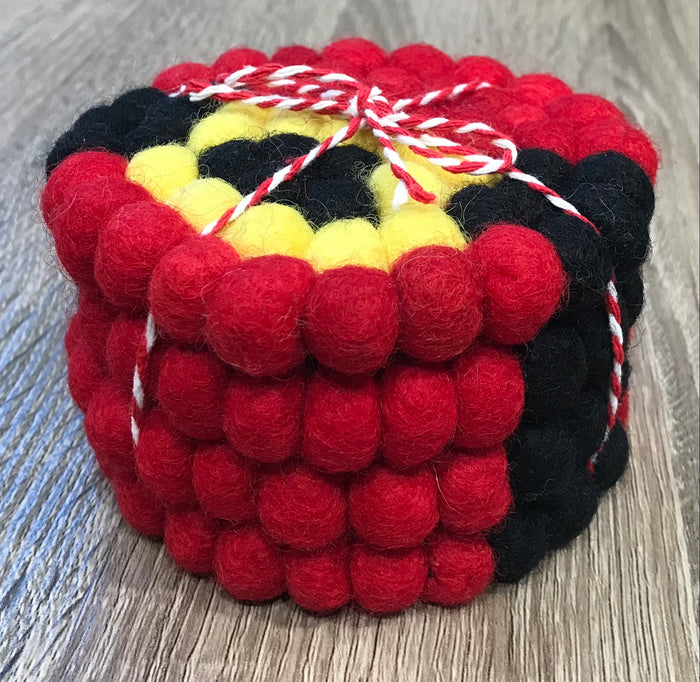 WOOL COASTERS - SANTA BELT