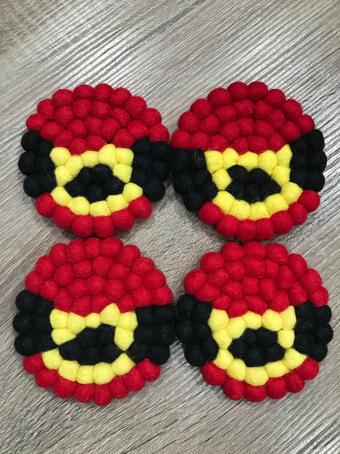 WOOL COASTERS - SANTA BELT
